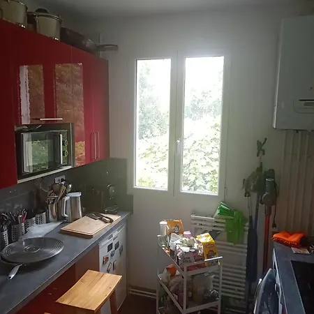 Affordable&convenient Not Far From Paris Séjour chez l'habitant *