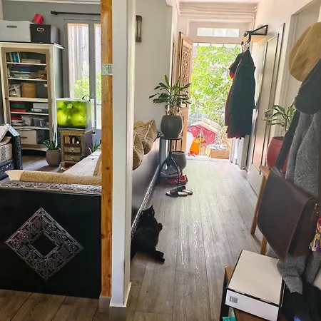 Affordable And Convenient Not Far From Paris Habitación en casa particular